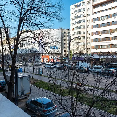 2br With Balcony - Italian Church & View Bukarest